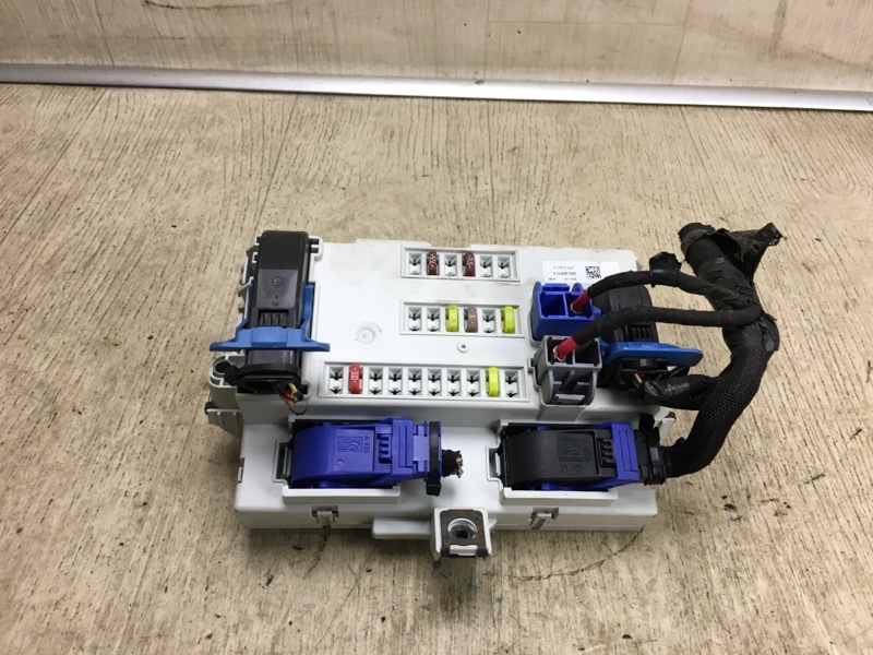 Блок предохранителей салон CHRYSLER 200 14-16 2016 UF 2.4 ED6 68273253AC Б/У