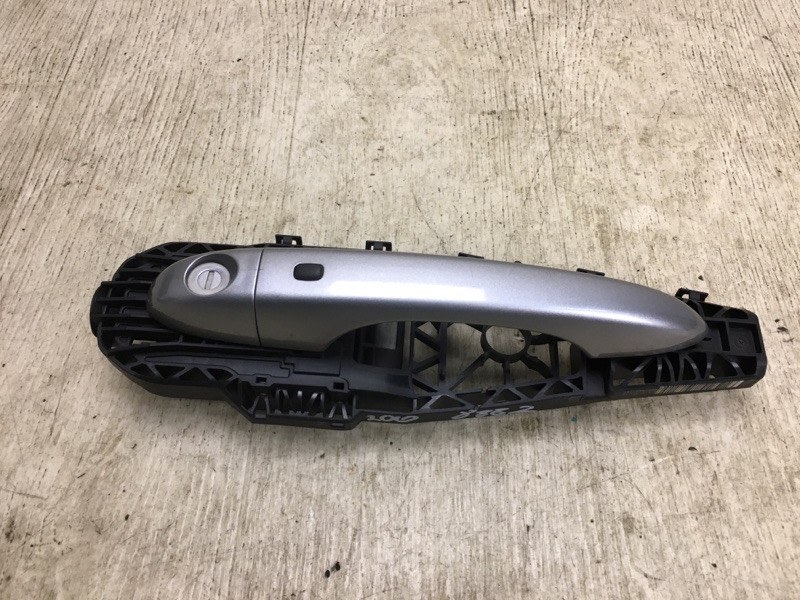 Ручка двери наружная передняя левая CHRYSLER 200 14-16 2016 UF 2.4 ED6 1YB52JSCAD Б/У