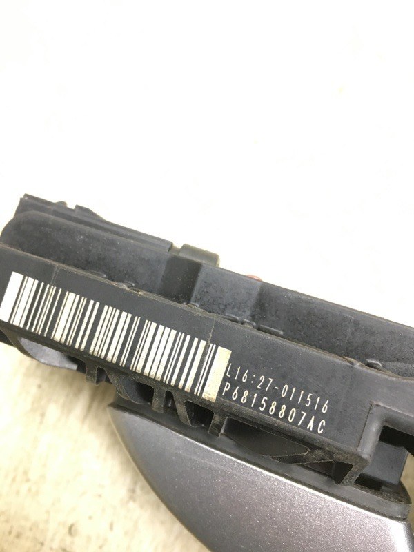 Ручка двери наружная передняя левая 200 14-16 2016 UF 2.4 ED6