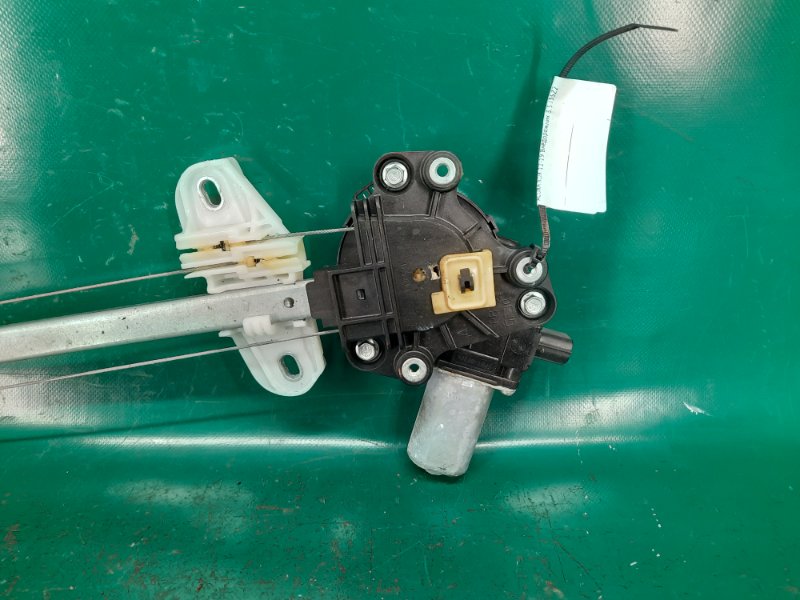 Стеклоподъемник задний правый RDX 12-19 2013 Внедорожник 3.5 J35Z2