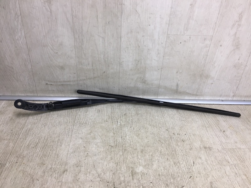 Поводок стеклоочистителя передний передний левый 200 14-16 2016 UF 2.4 ED6