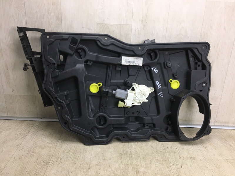 Стеклоподъемник передний левый CHRYSLER 200 14-16 2016 UF 2.4 ED6 68249035AA Б/У