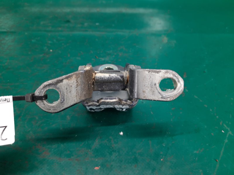 Петля двери нижняя передняя правая MURANO Z51 07-14 2009 Внедорожник 3.5 VQ35DE Петля двери нижняя передняя правая MURANO Z51 07-14 2009 Внедорожник 3.5 VQ35DE
