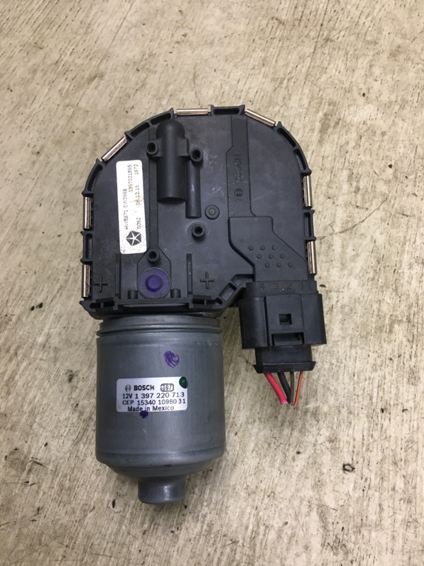 Моторчик стеклоочистителя передний 200 14-16 2016 UF 2.4 ED6 Моторчик стеклоочистителя передний 200 14-16 2016 UF 2.4 ED6