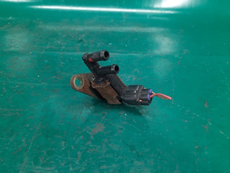 Клапан электромагнитный (вакуумный) MITSUBISHI OUTLANDER 03-07 Внедорожник 2.4 4G69