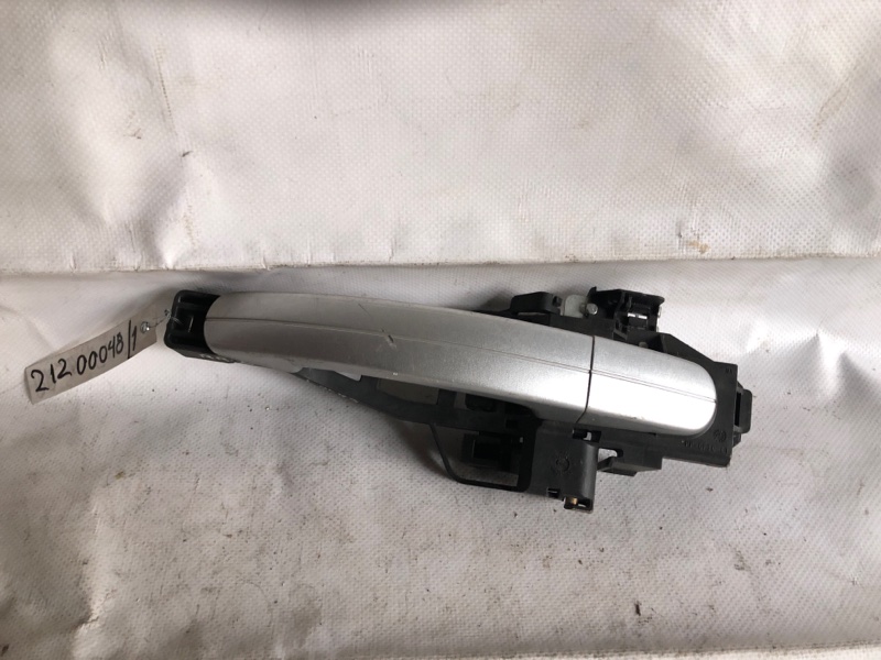 Ручка двери наружная задняя левая FORD FOCUS 10-18 2014 Хетчбек 2.0 BM5Z-5422404-BAPTM Б/У