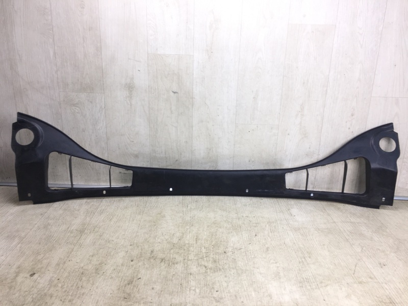 Пластик под лобовое стекло / Жабо FORD FOCUS 10-18 2017 CB8 2.0 XQDA BM51-A02216-AF Б/У