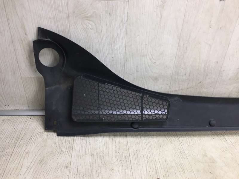 Пластик под лобовое стекло / Жабо FOCUS 10-18 2015 CB8 2.0 XQDA