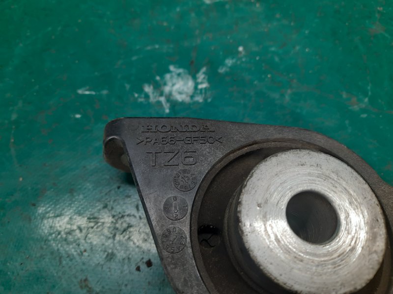 Кронштейн редуктора задний правый MDX (YD3) 13-21 2014 Внедорожник 3.5 J35Y5