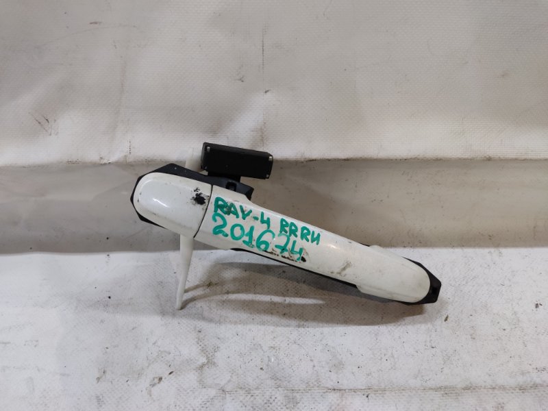 Ручка двери наружная задняя правая TOYOTA RAV4 05-12 Б/У