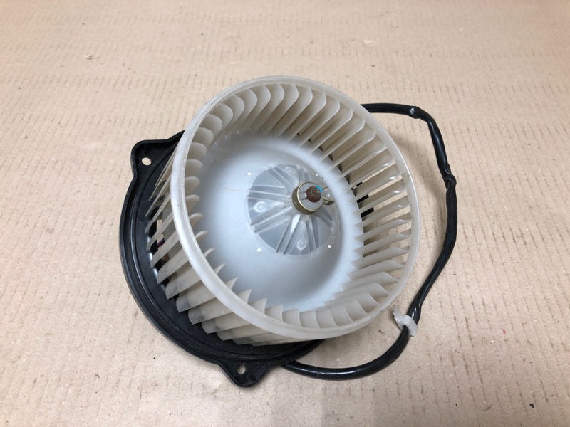 Моторчик печки задний LEXUS LX470 98-07 87103-60260 Б/У