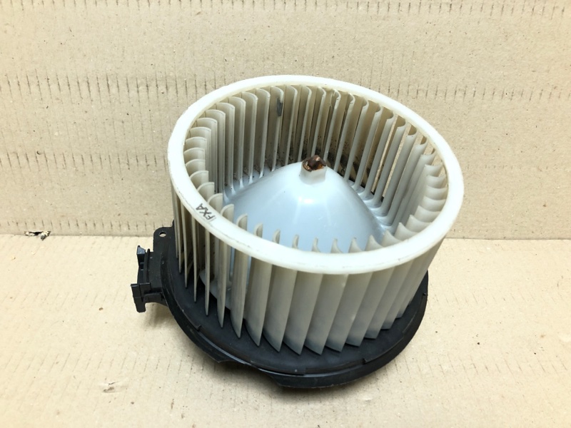 Моторчик печки HYUNDAI SONATA YF 10-14 2013 Седан 2.4 97113-3S000 Б/У