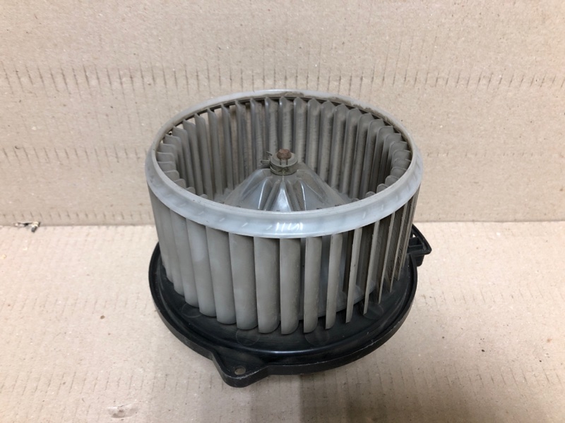Моторчик печки задний TOYOTA LAND CRUISER PRADO 120 02-09 87103-44070 Б/У