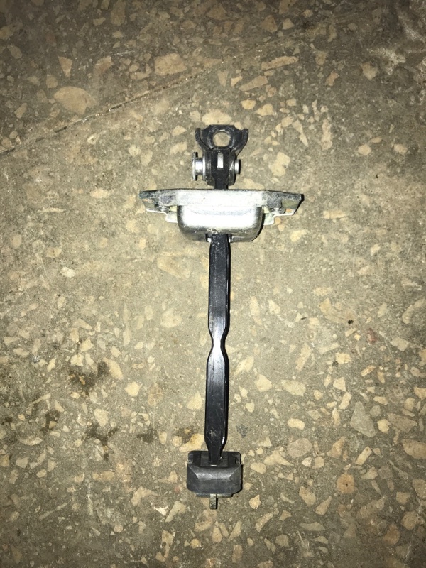 Запчасть ограничитель двери задний правый LEXUS ES350 06-12 2007 Седан 3.5 68630-33080 Б/У Ограничитель двери задний правый LEXUS ES350 06-12 2007 Седан 3.5 68630-33080 Б/У