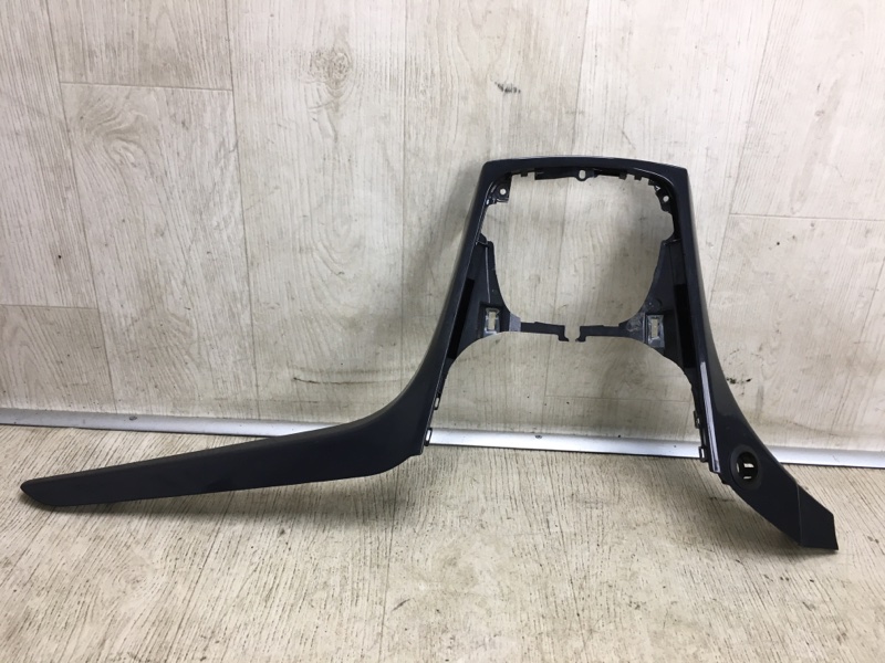 Накладка торпедо центр. FORD ESCAPE 12-19 2012 TM2 2.0 HDTX CJ5Z-7813562-EA Б/У