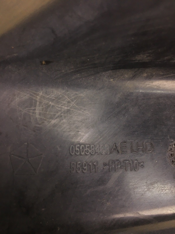 Воздуховод салона левый JOURNEY 08-20 2015 JC 3.6 ERB