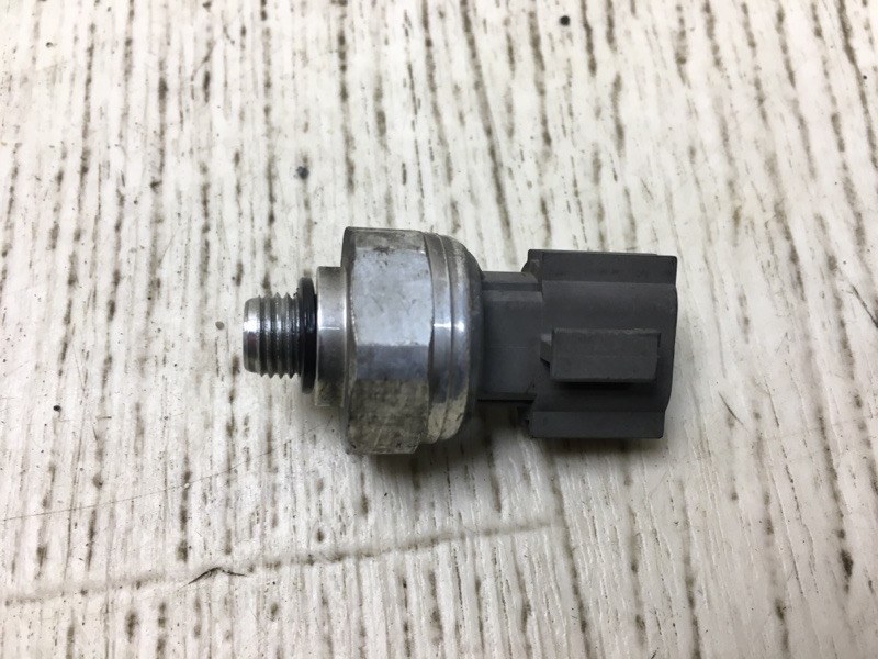 Датчик давления кондиционера OPTIMA TF 11-16 -14 2010-2013 TF Датчик давления кондиционера OPTIMA TF 11-16 -14 2010-2013 TF