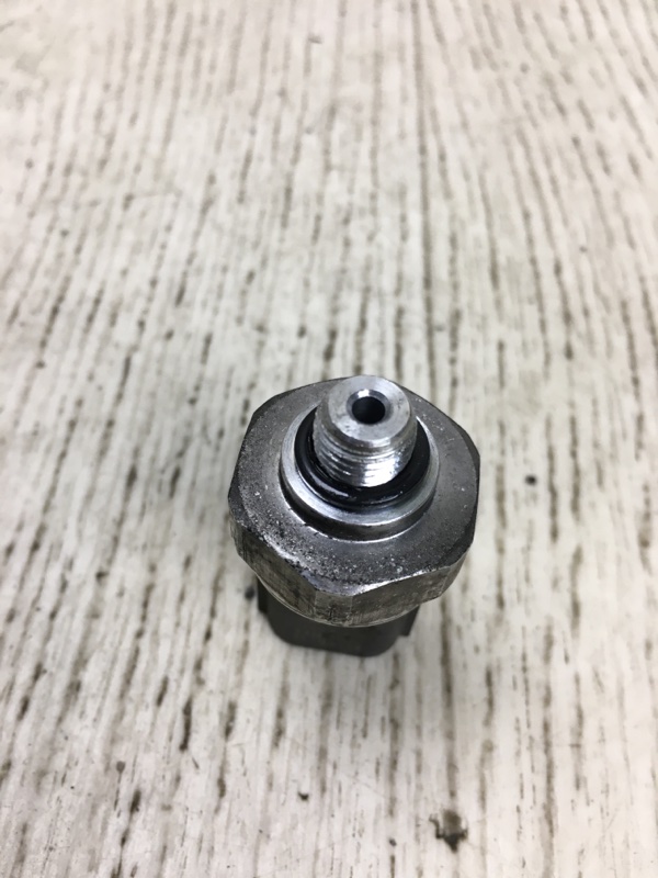 Датчик давления кондиционера OPTIMA TF 11-16 -14 2010-2013 TF Датчик давления кондиционера OPTIMA TF 11-16 -14 2010-2013 TF