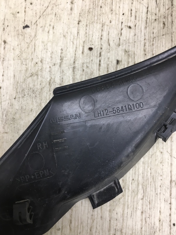 Пластик под лобовое стекло / Жабо правый NV200 USA 13- 2020 M20XUS 2.0 MR20DE