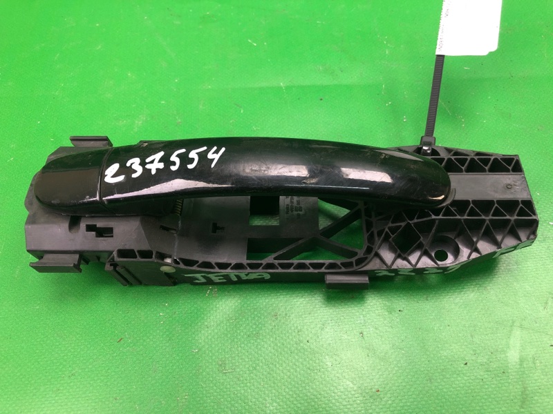 Ручка двери наружная передняя правая VOLKSWAGEN JETTA USA 10-17 2017 162 1.4 CZTA 5N0 837 205 M Б/У