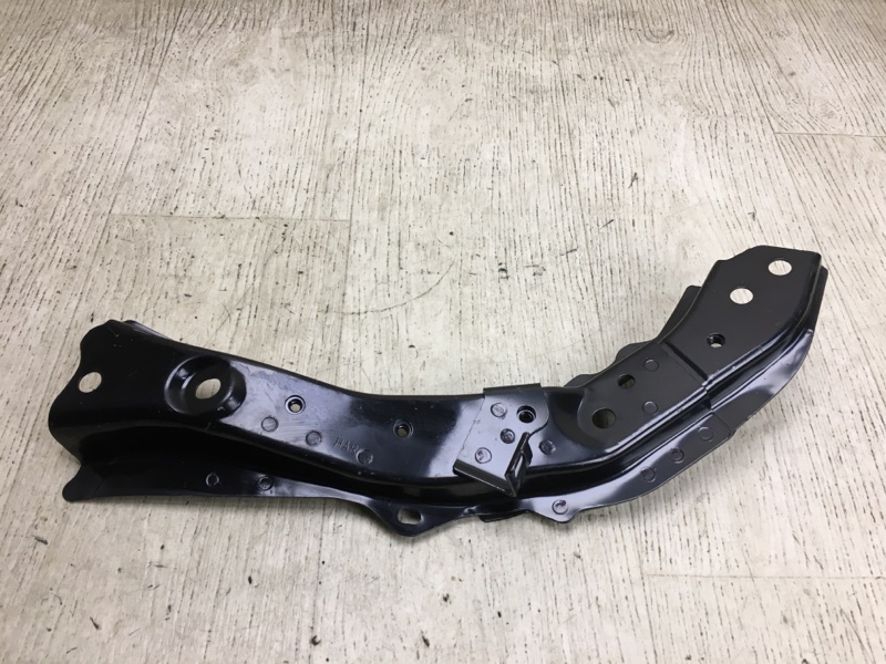 Кронштейн крепления передней панели правый INFINITI Q60 16-20 F2520-6HAMA новая