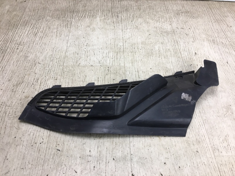 Пластик под лобовое стекло / Жабо правый CAYENNE 10-18 2010 958 4.8 M48.02 Пластик под лобовое стекло / Жабо правый CAYENNE 10-18 2010 958 4.8 M48.02