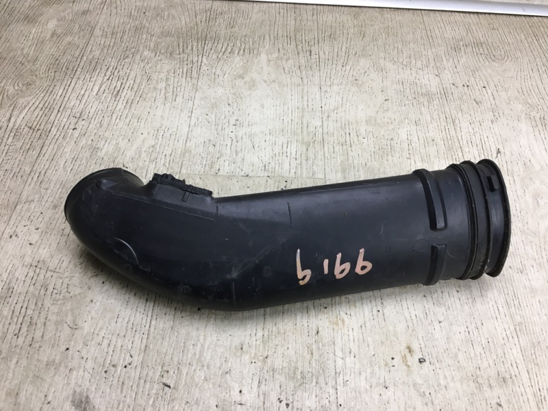 Патрубок воздушного фильтра FORD ESCAPE 12-19 TM2 2.0 HDTX