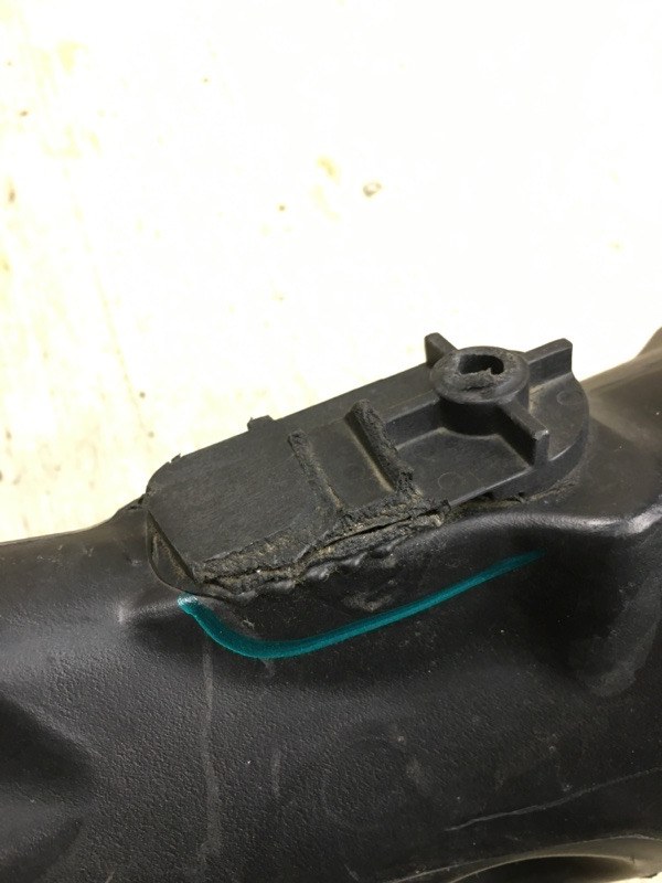 Патрубок воздушного фильтра ESCAPE 12-19 2014 TM2 2.0 HDTX