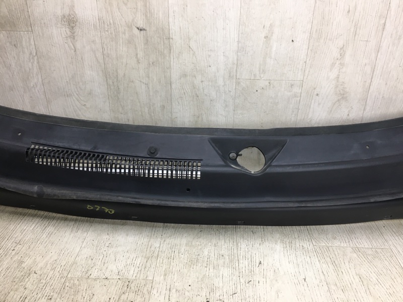 Пластик под лобовое стекло / Жабо DODGE JOURNEY 08-20 JC 3.6 ERB