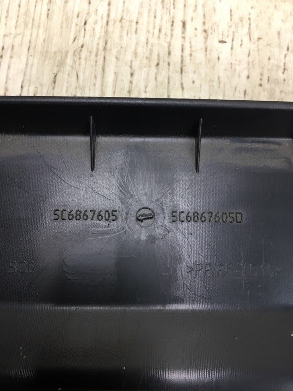 Накладка панели багажника внутренняя JETTA USA 10-17 2015 162 2.0 CBPA