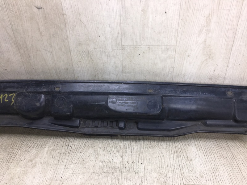 Пластик под лобовое стекло / Жабо FORD FOCUS 10-18 CB8 2.0 XQDA