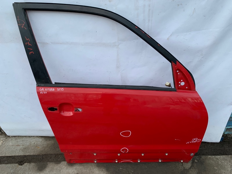Дверь передняя правая GRAND VITARA 05-15 2006 Внедорожник 2.7