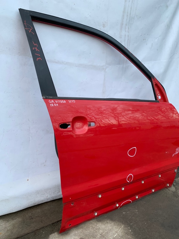 Дверь передняя правая GRAND VITARA 05-15 2006 Внедорожник 2.7