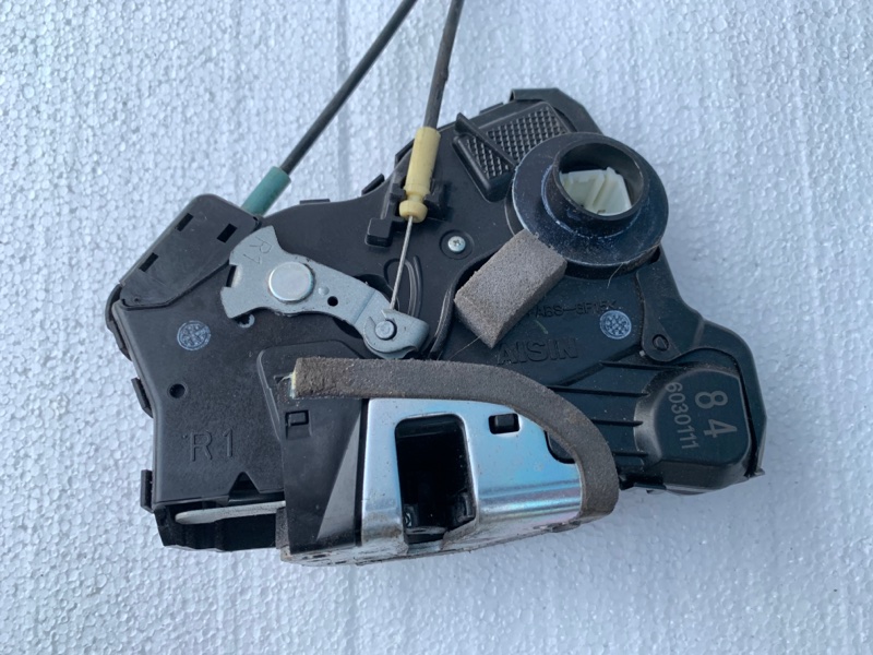 Замок двери передний правый GRAND VITARA 05-15 2006 Внедорожник 2.7