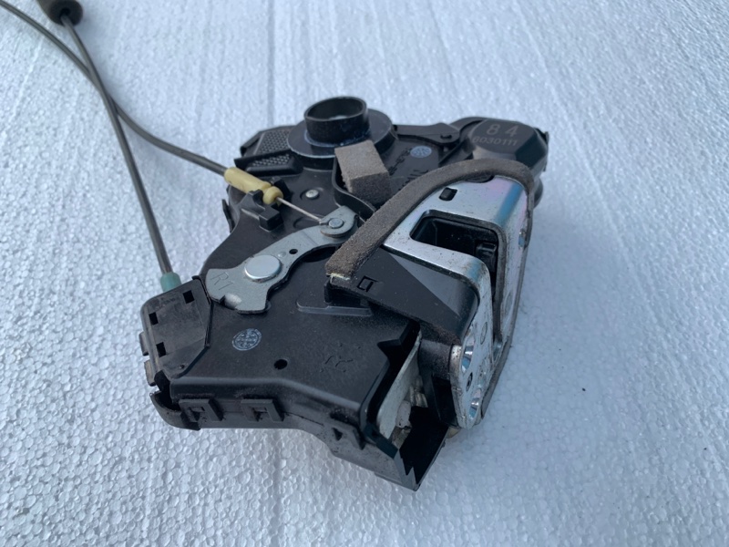 Замок двери передний правый GRAND VITARA 05-15 2006 Внедорожник 2.7