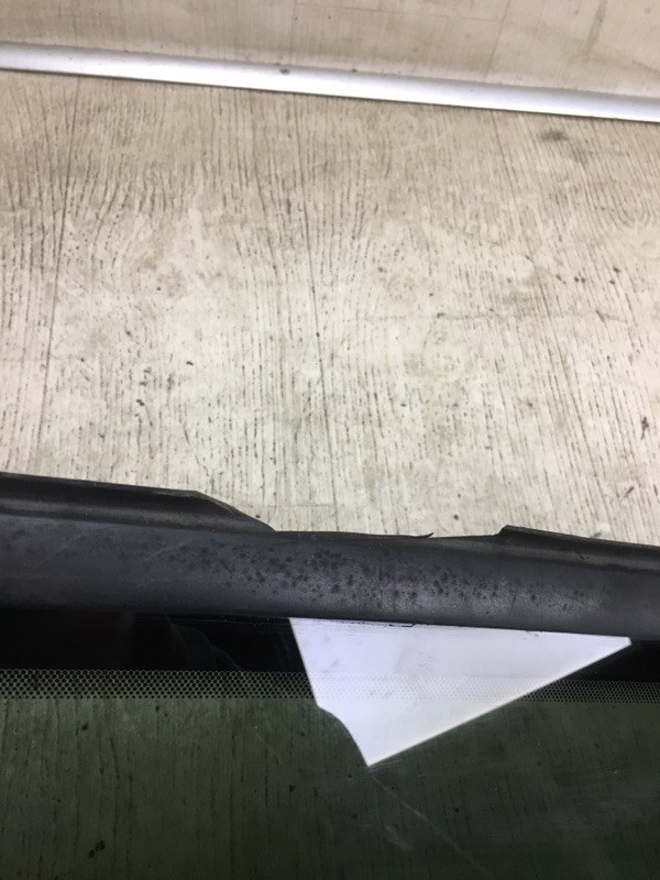 Стекло в кузов заднее левое ESCAPE 12-19 2012 TM2 2.0 HDTX