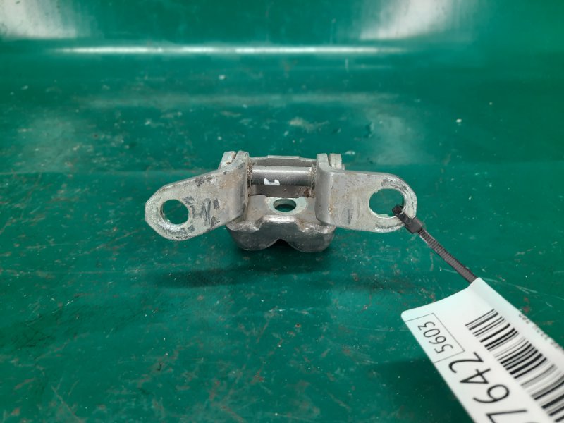 Петля двери нижняя задняя левая ROGUE 08-15 2008 Внедорожник 2.5 QR25DE