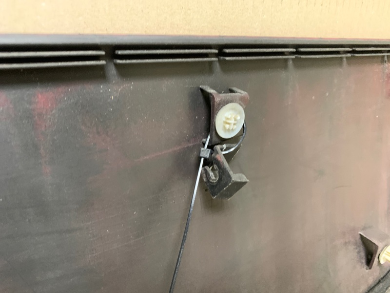 Накладка двери передняя левая GRAND VITARA 05-15 2006 Внедорожник 2.7