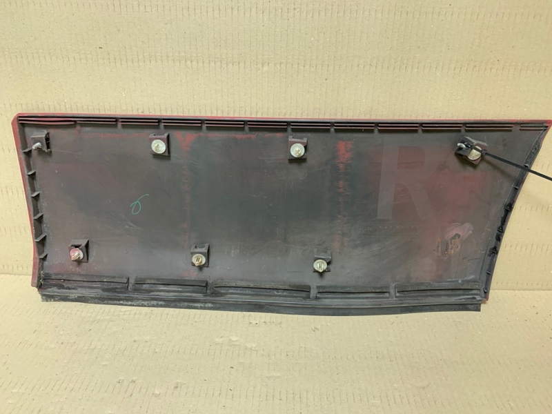 Накладка двери задняя правая SUZUKI GRAND VITARA 05-15 Внедорожник 2.7