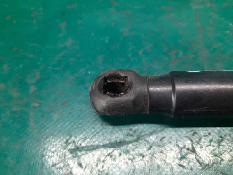 Амортизатор крышки багажника SONATA NF 04-10 2008 Седан 3.3 G6DB Амортизатор крышки багажника SONATA NF 04-10 2008 Седан 3.3 G6DB