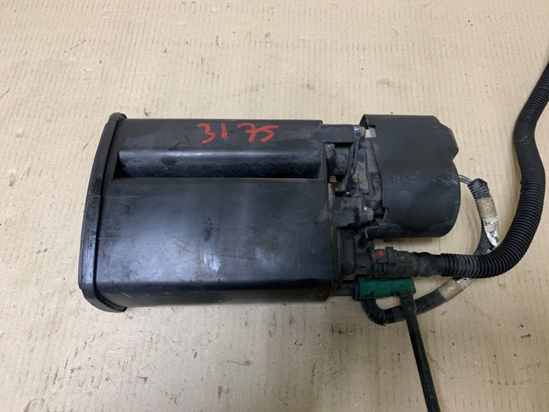 Запчасть абсорбер топливный SUZUKI GRAND VITARA 05-15 2006 Внедорожник 2.7 18560-66J00 Б/У Абсорбер топливный SUZUKI GRAND VITARA 05-15 2006 Внедорожник 2.7 18560-66J00 Б/У