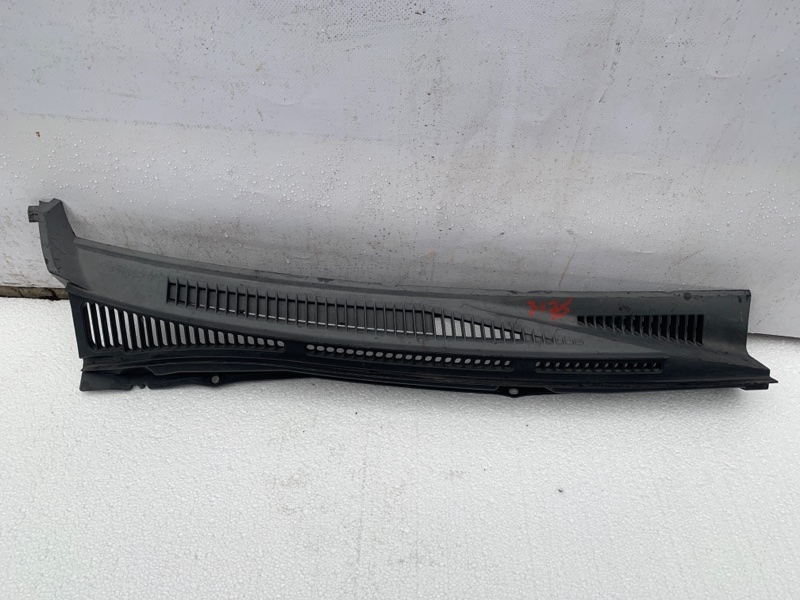 Пластик под лобовое стекло / Жабо правый GRAND VITARA 05-15 2006 Внедорожник 2.7