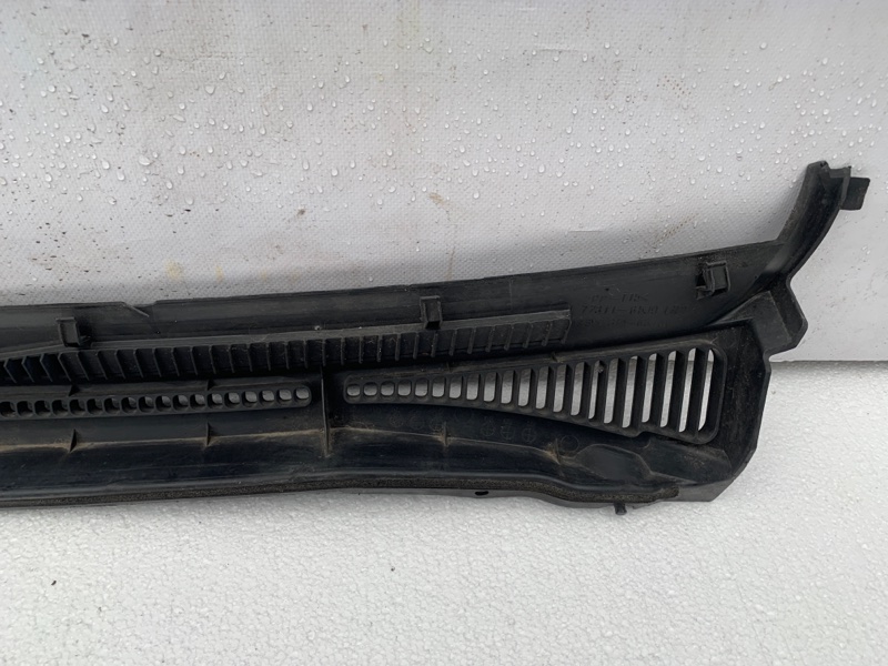 Пластик под лобовое стекло / Жабо правый GRAND VITARA 05-15 2006 Внедорожник 2.7