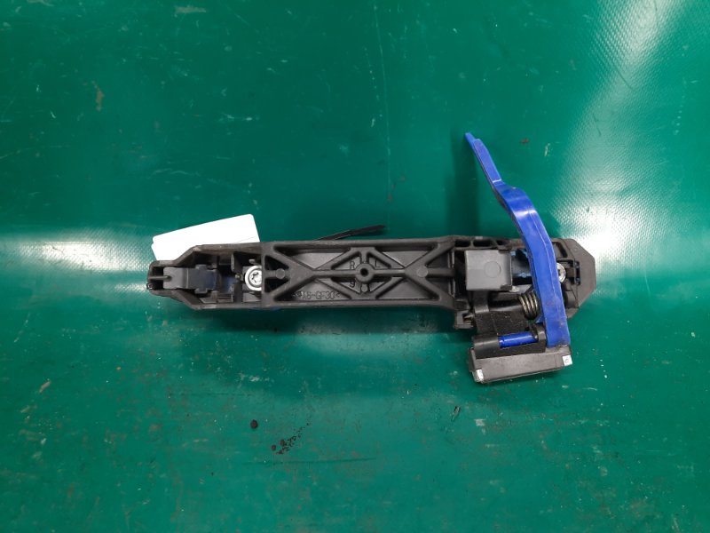 Ручка двери наружная задняя левая YARIS 05–11 2008 Хэтчбек 1.5 1NZ-FE Ручка двери наружная задняя левая YARIS 05–11 2008 Хэтчбек 1.5 1NZ-FE