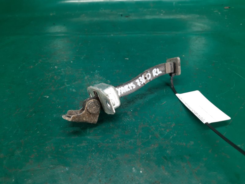 Ограничитель двери задний левый TOYOTA YARIS 05–11 Хэтчбек 1.5 1NZ-FE