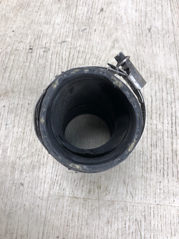 Патрубок интеркулера PASSAT B7 11-15 2014 A32 1.8 CPRA