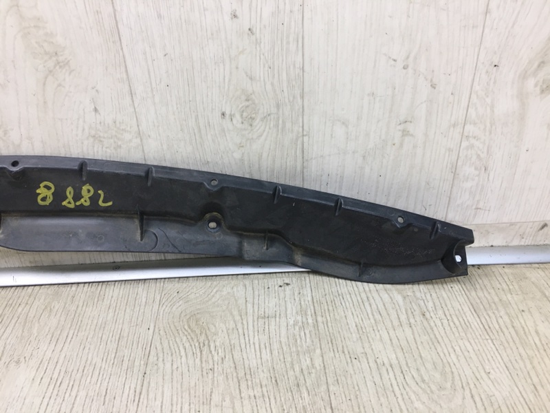 Пластик под лобовое стекло / Жабо CHRYSLER 200 14-16 UF 2.4 ED6