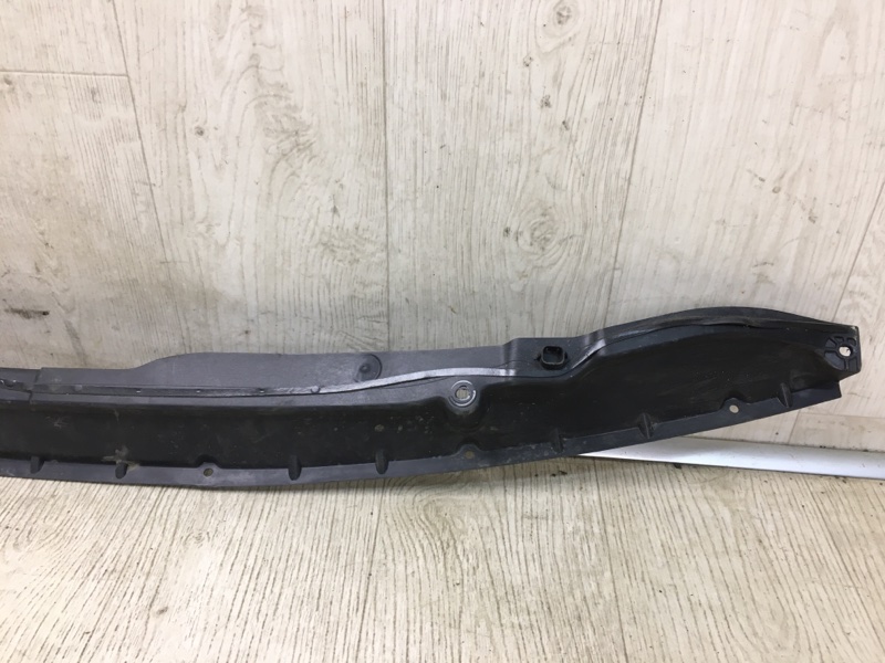 Пластик под лобовое стекло / Жабо 200 14-16 2016 UF 2.4 ED6