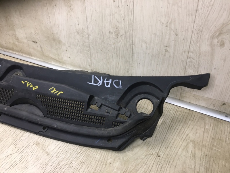 Пластик под лобовое стекло / Жабо DART 12-16 2014 PF 2.4 ED6