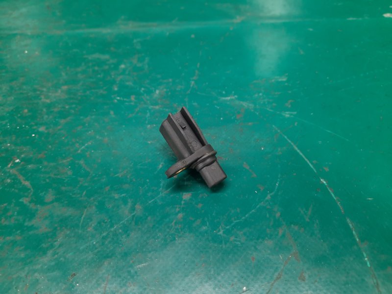 Датчик ABS задний правый 3 BK 03-08 2008 Хэтчбек 2.3 L3 Датчик ABS задний правый 3 BK 03-08 2008 Хэтчбек 2.3 L3